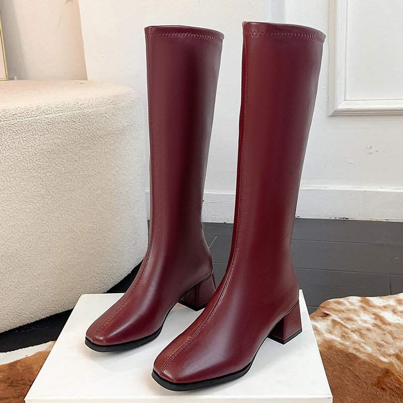 Sale Fashion Women - Stivali lunghi da donna: Offerta imperdibile