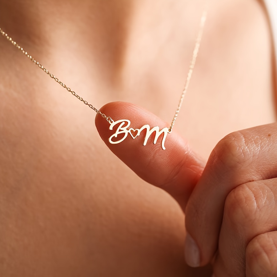 Women Fashion Names - Collane con nome personalizzato per donna