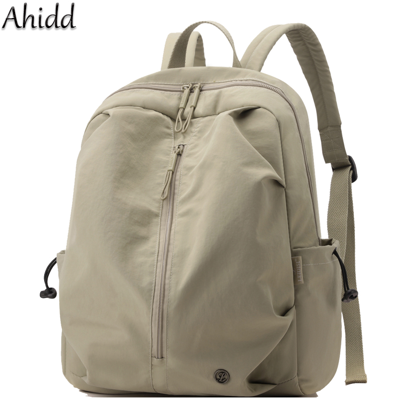 Women Fashion Online - Zaini alla moda Designer Zaino in