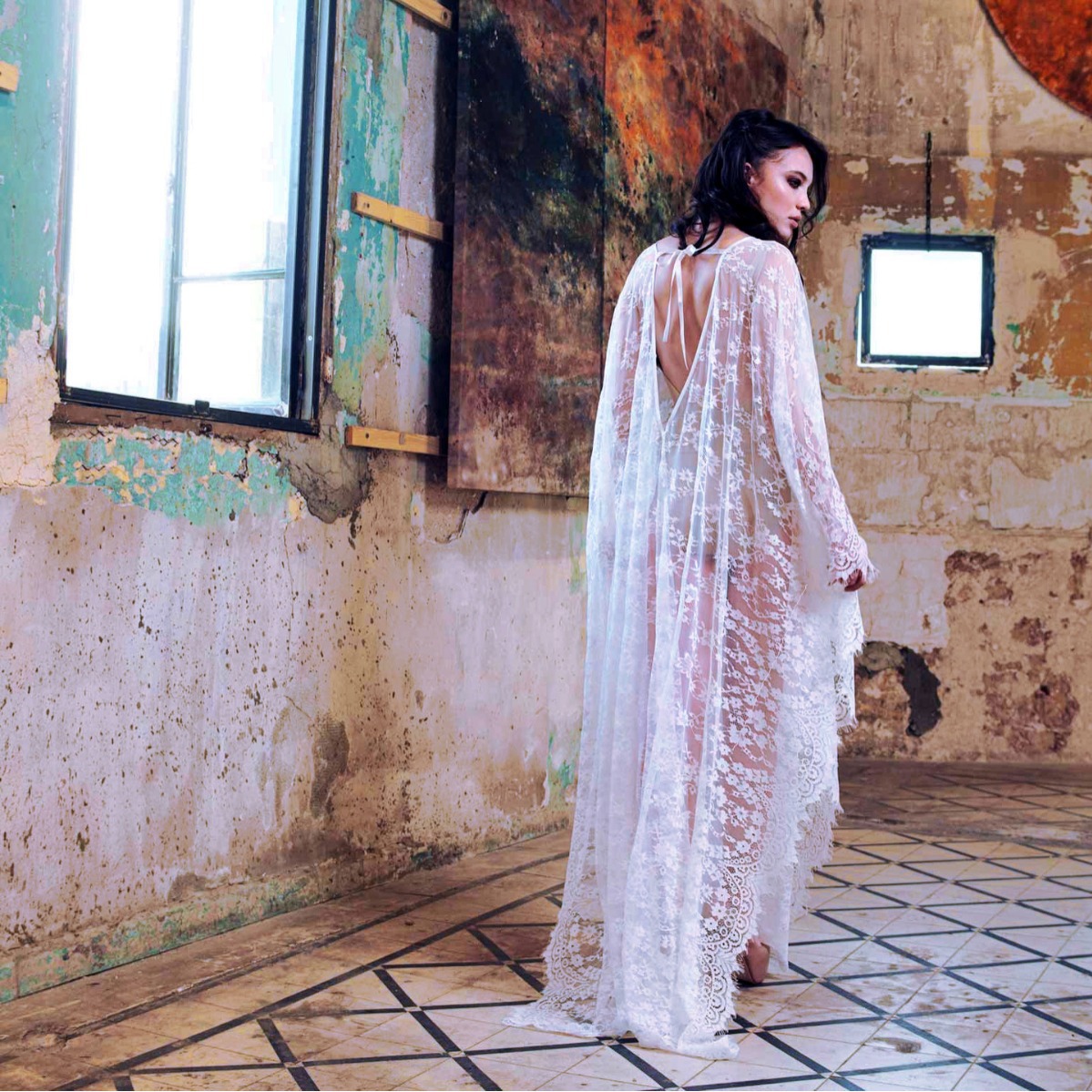 Abito Lungo in Pizzo per Donna - Women Fashion Photoshoot recensione e prezzo