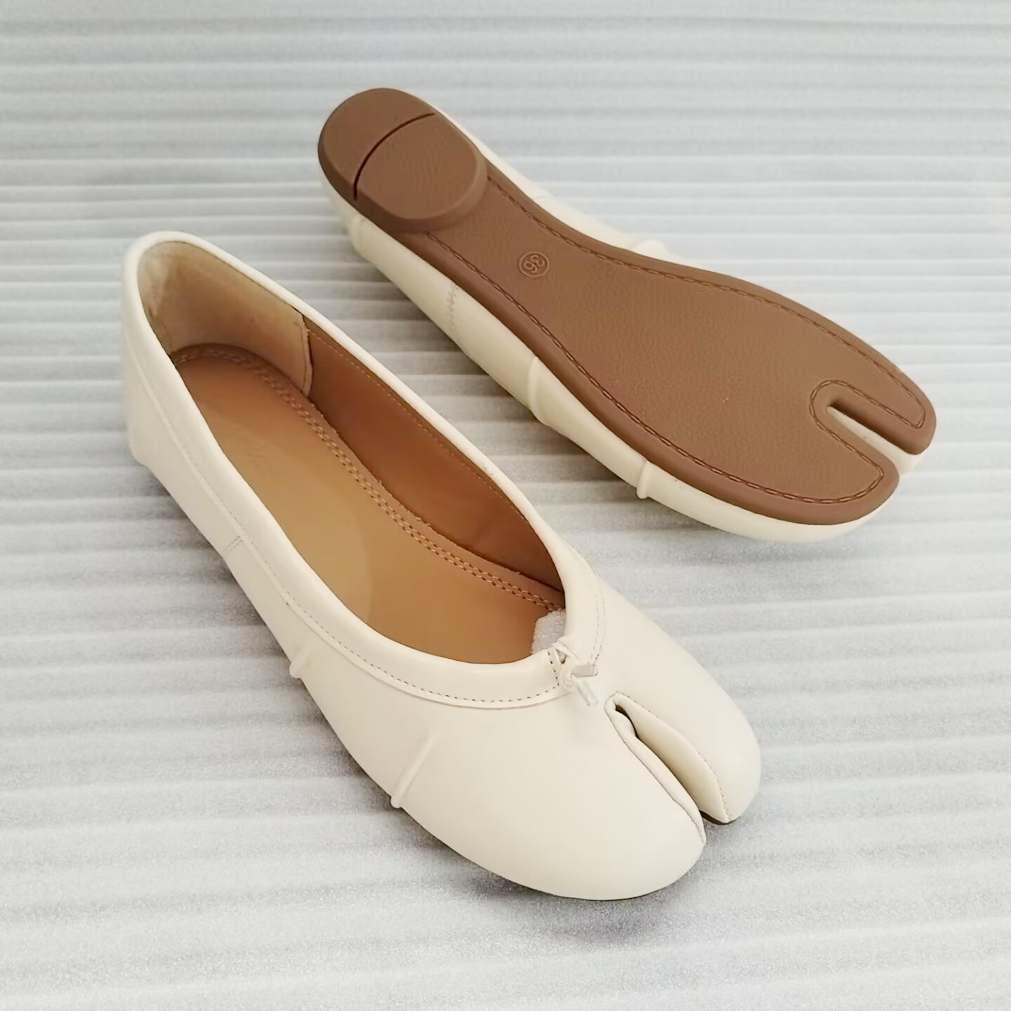 NUOVE Scarpe Basse con Punta D - Women'S Fashion Walking Shoes recensione e prezzo
