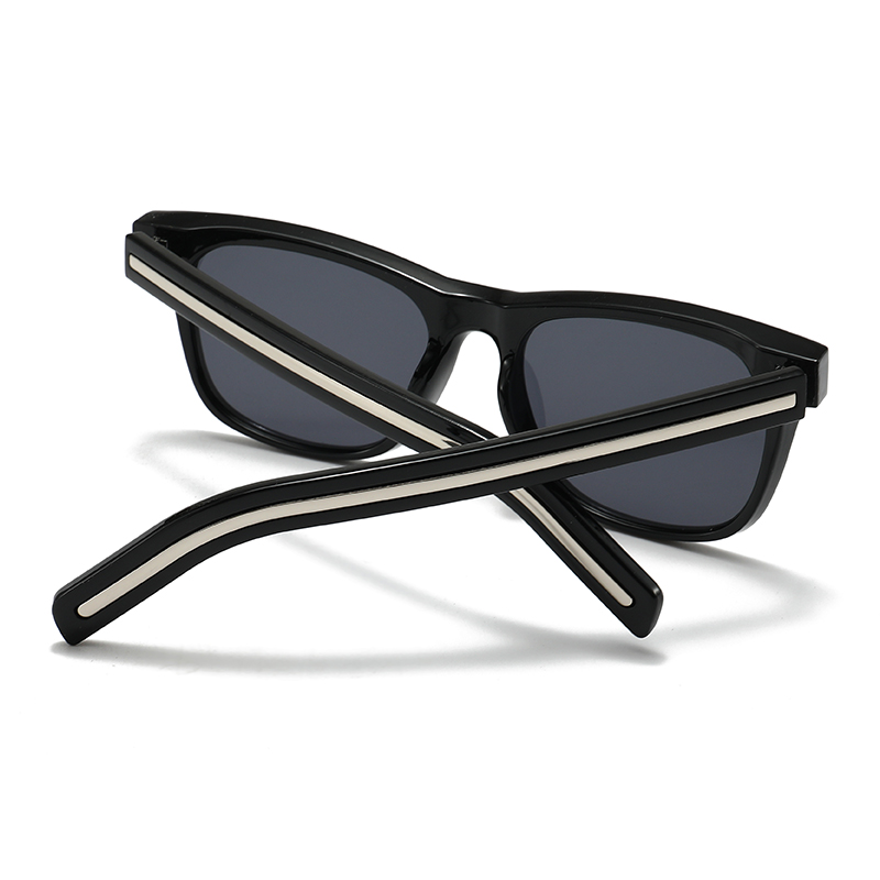 Occhiali da Sole Quadrati Mode - Women Fashion Names recensione e prezzo
